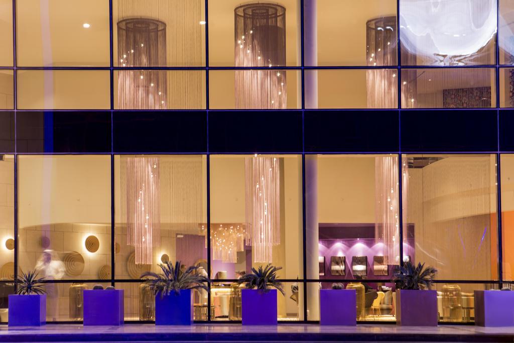 Symphony Style Hotel Kuwait Salmiya Dış mekan fotoğraf The interior of the hotel