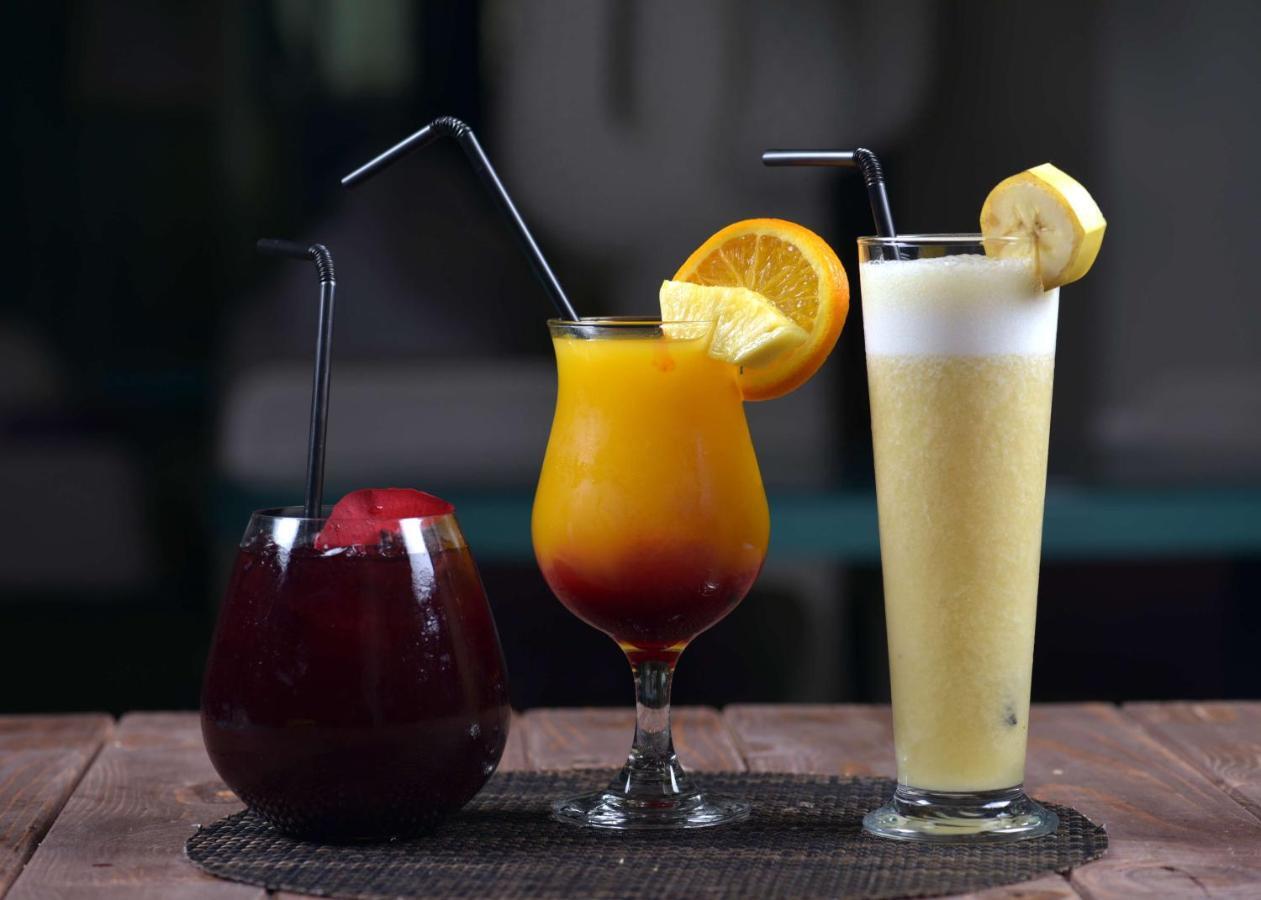Symphony Style Hotel Kuwait Salmiya Dış mekan fotoğraf Fruit juice